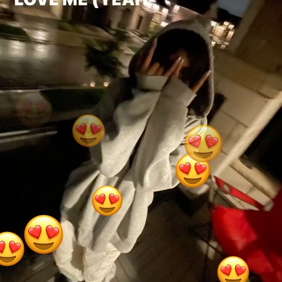 Meet your Posher, Alishba - Picture 1 of 1